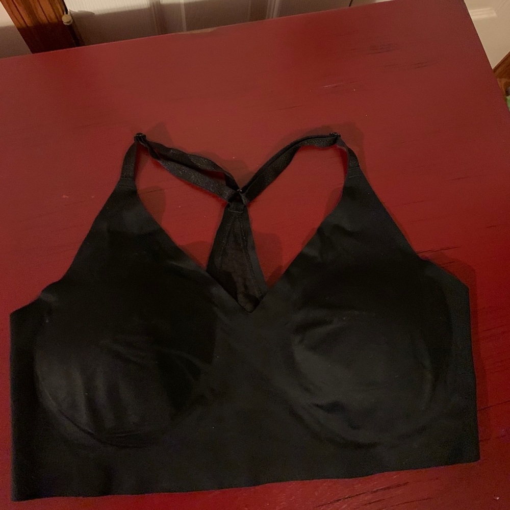 Victoria’s Secret Wireless Bra size large